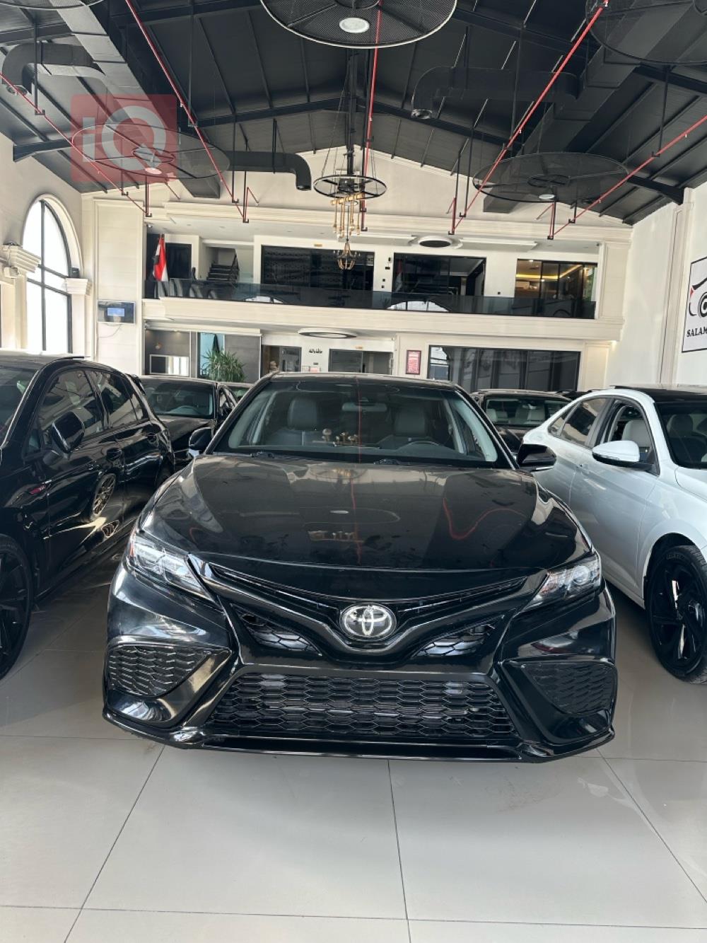 تۆیۆتا کامری